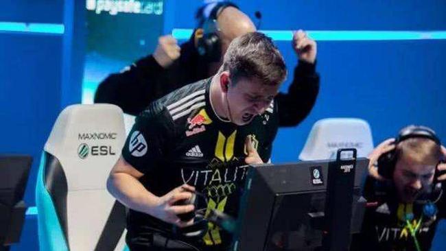 不断加大 不断加大